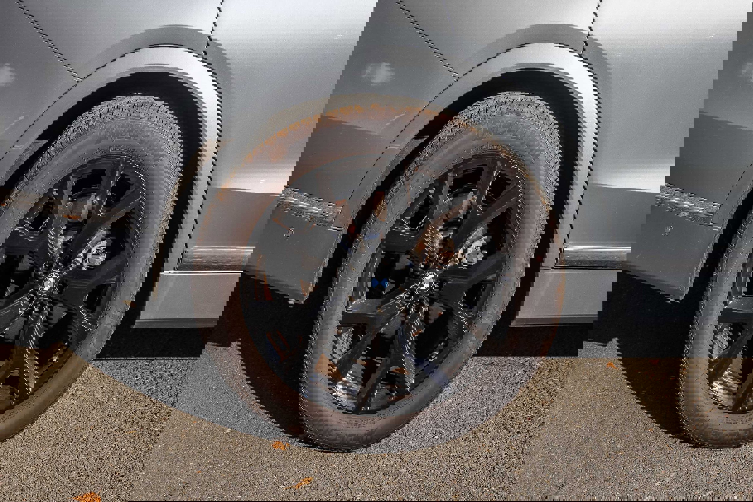 Used 2024 BMW X7 xDrive40i w/ Premium Package image 5