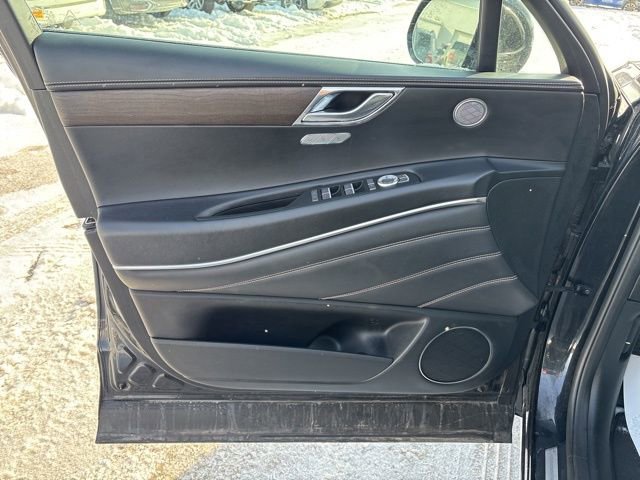 Used 2024 Genesis GV80 2.5T image 7
