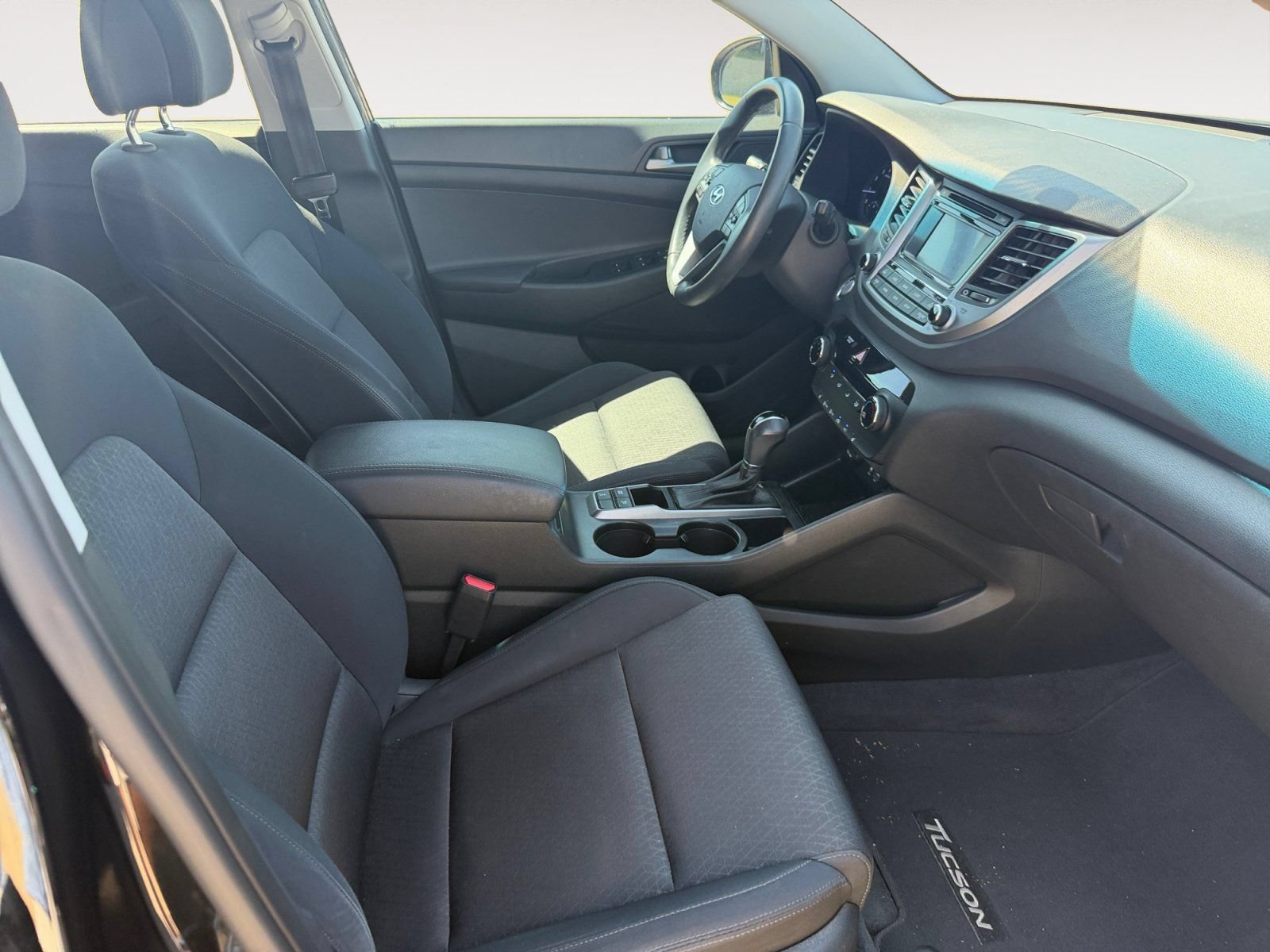 Used 2017 Hyundai Tucson Sport AWD/4WD image 15