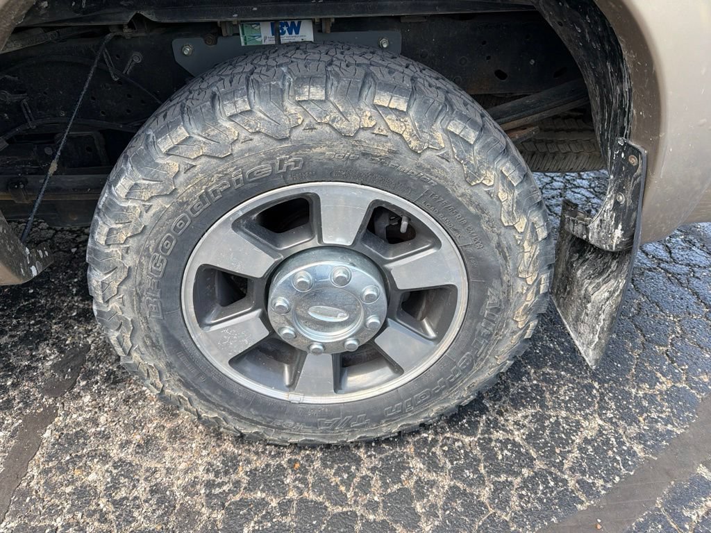Used 2011 Ford F250 Lariat RWD image 10