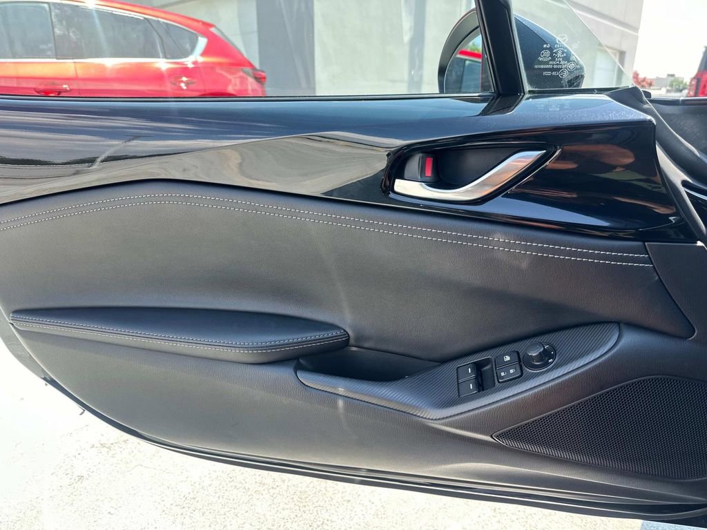 Used 2023 MAZDA MX-5 Miata Grand Touring image 19