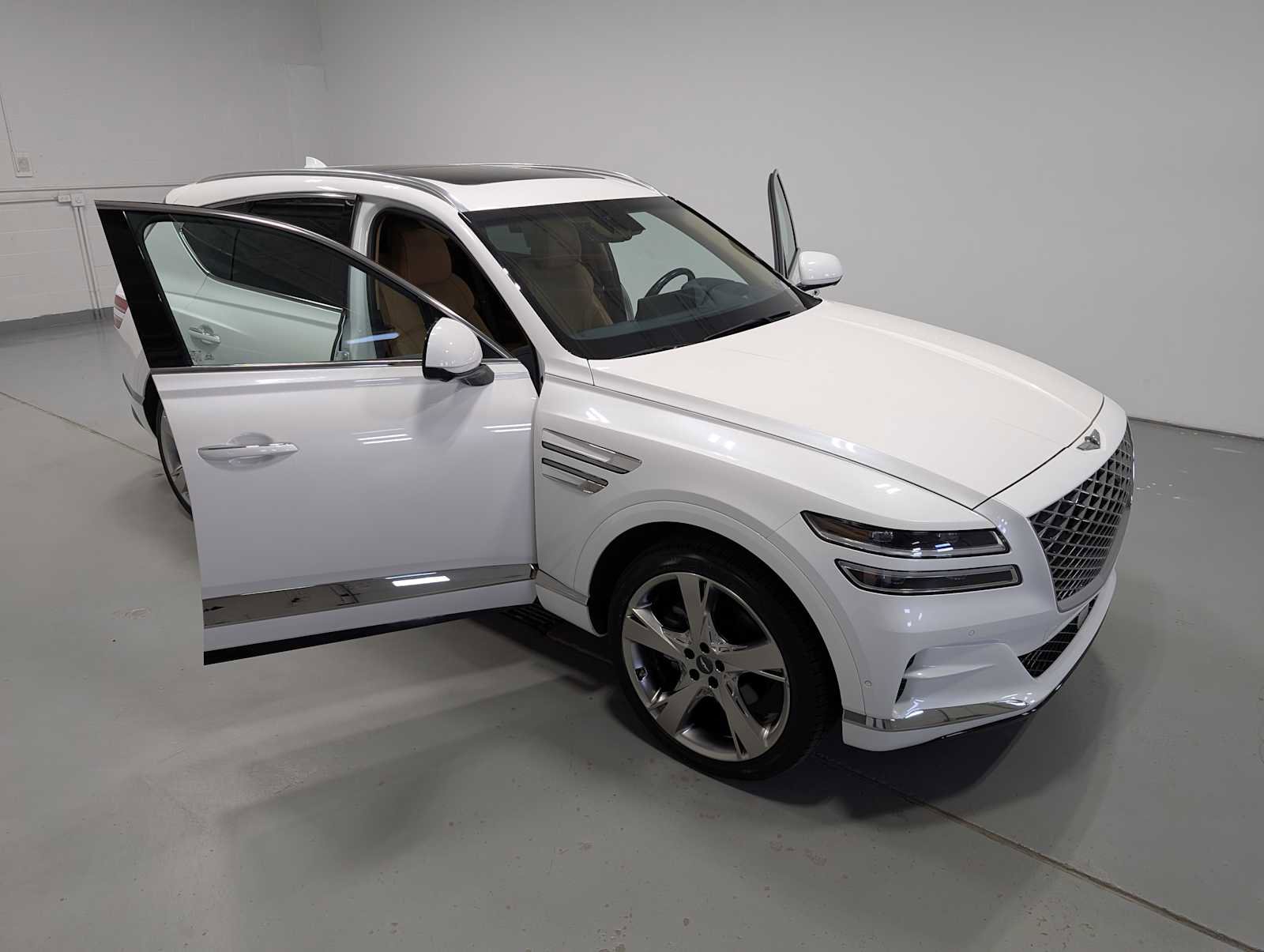 Used 2021 Genesis GV80 2.5T w/ Prestige Package 04 AWD/4WD image 16