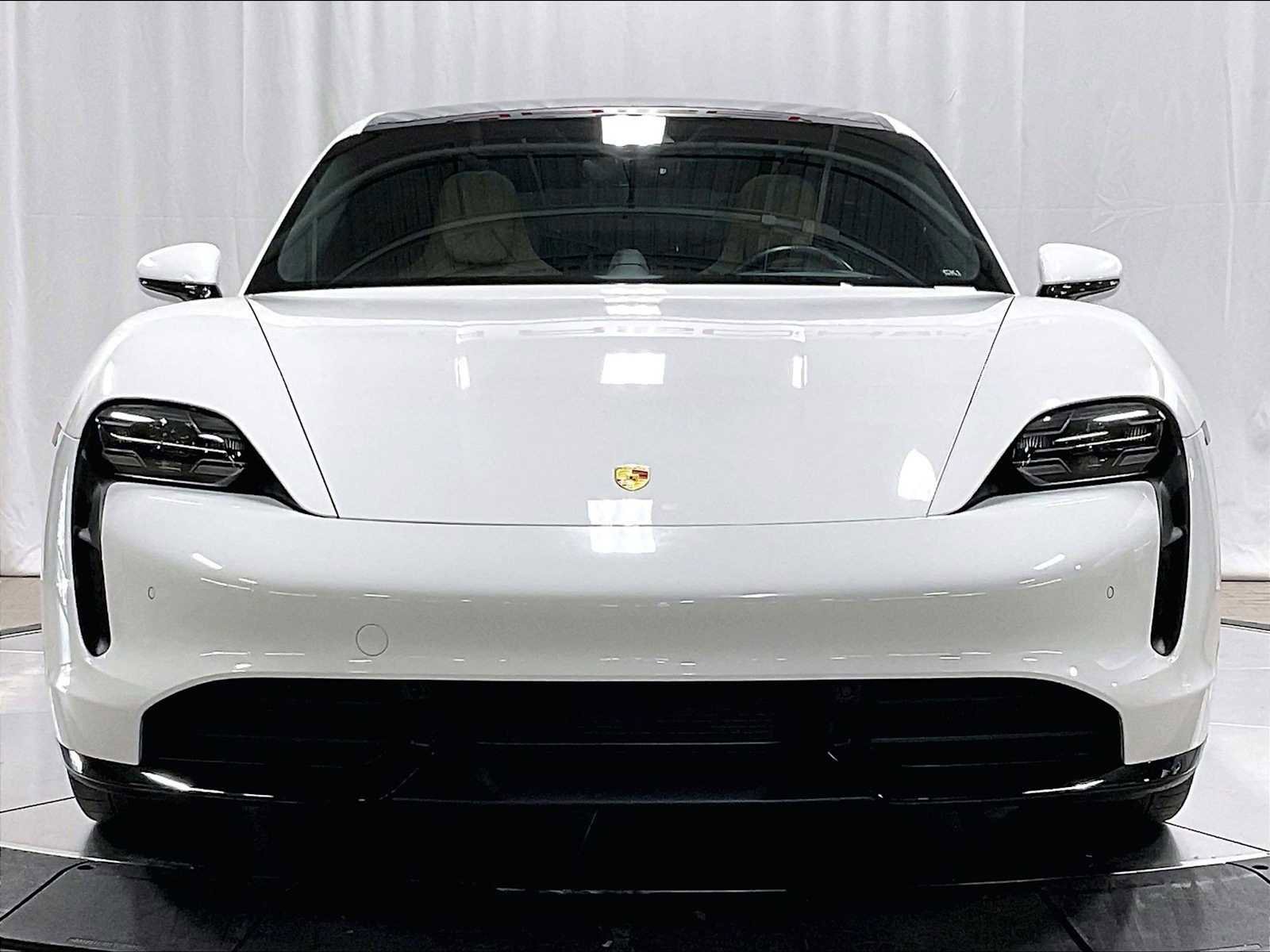 Used 2020 Porsche Taycan Turbo S AWD/4WD image 12