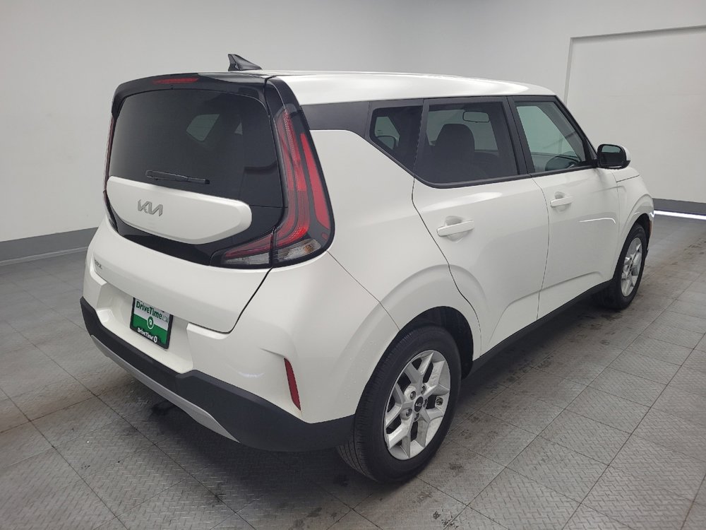 Used 2025 Kia Soul LX w/ LX Technology Package image 9