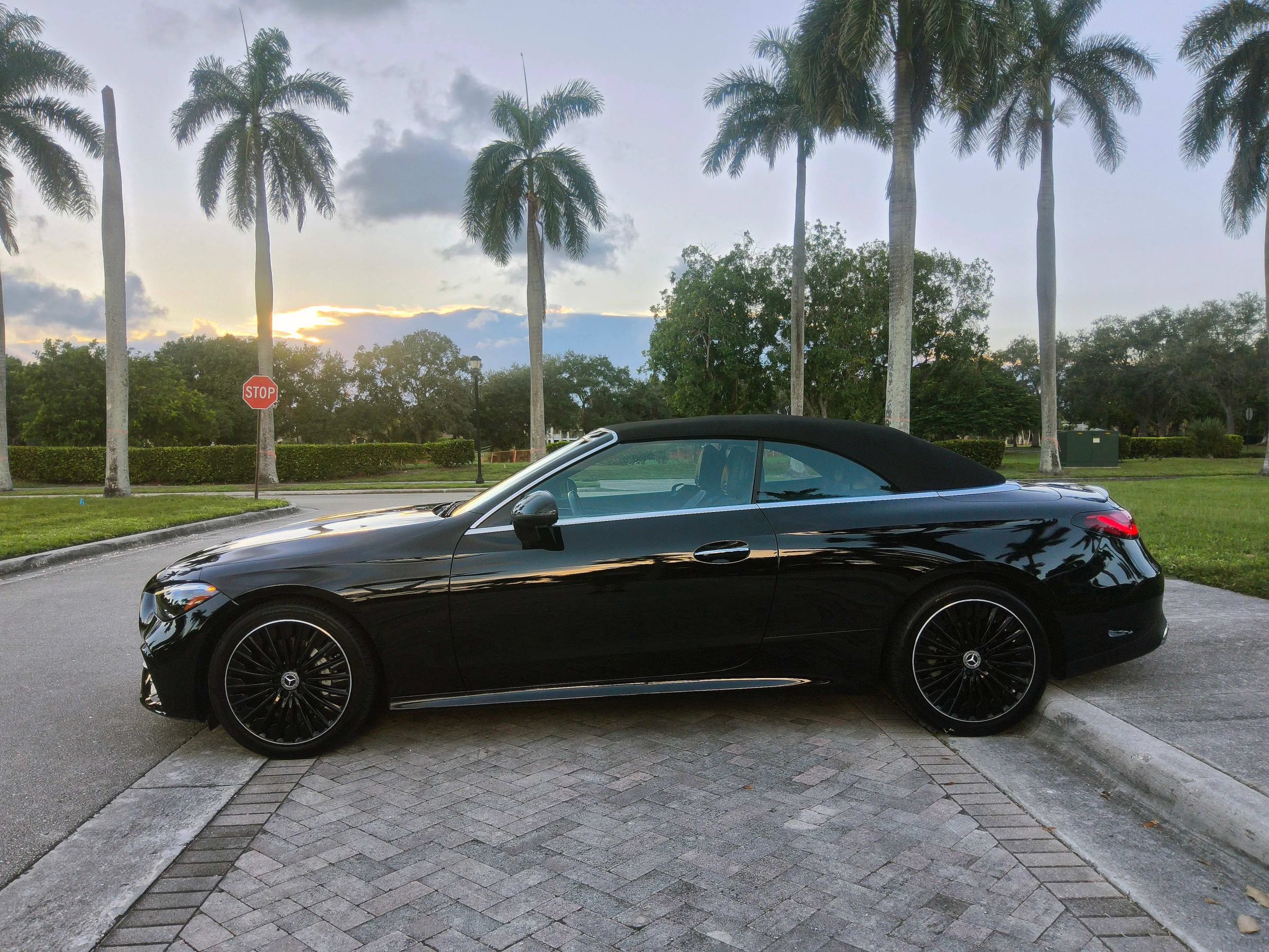 Used 2025 Mercedes-Benz CLE 300 4MATIC Cabriolet image 36