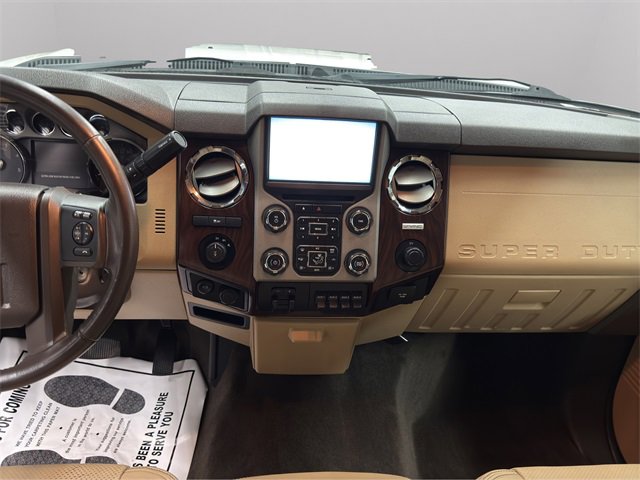 Used 2016 Ford F350 Lariat w/ Chrome Package image 15