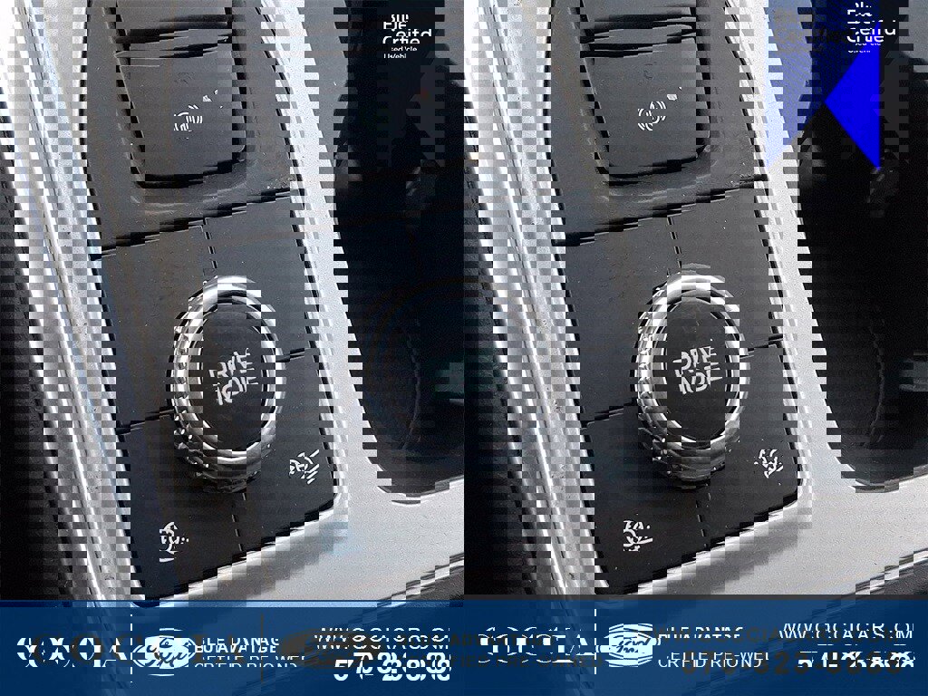 Certified 2022 Ford Explorer XLT w/ Equipment Group 202A image 25