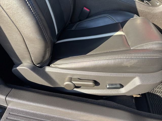 Used 2010 Ford Mustang GT image 36