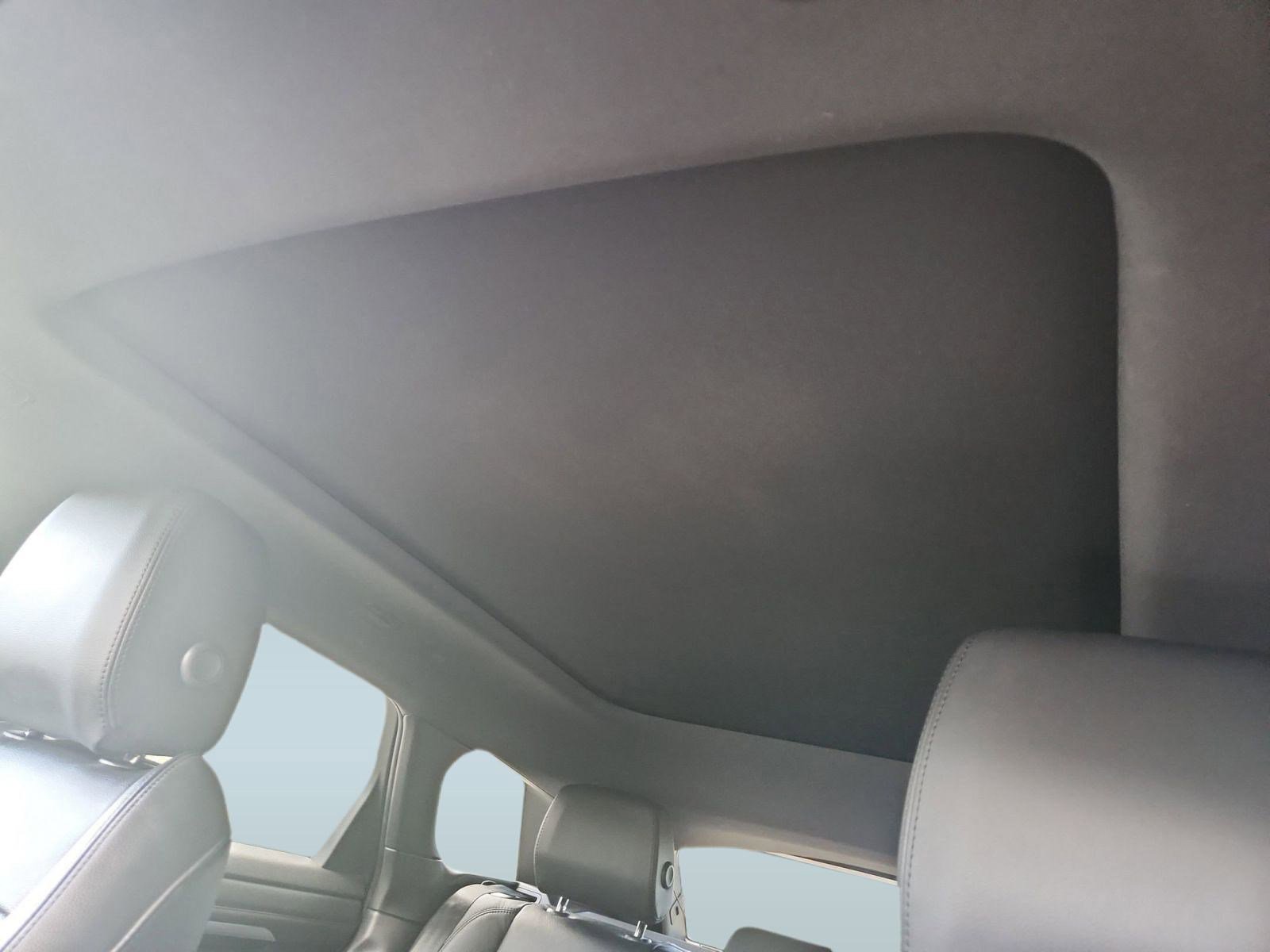 Used 2022 Land Rover Range Rover Evoque R-Dynamic SE image 11