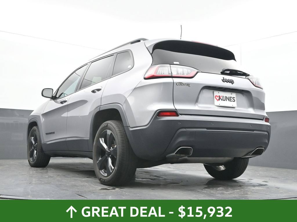 Used 2019 Jeep Cherokee Latitude Plus FWD image 32
