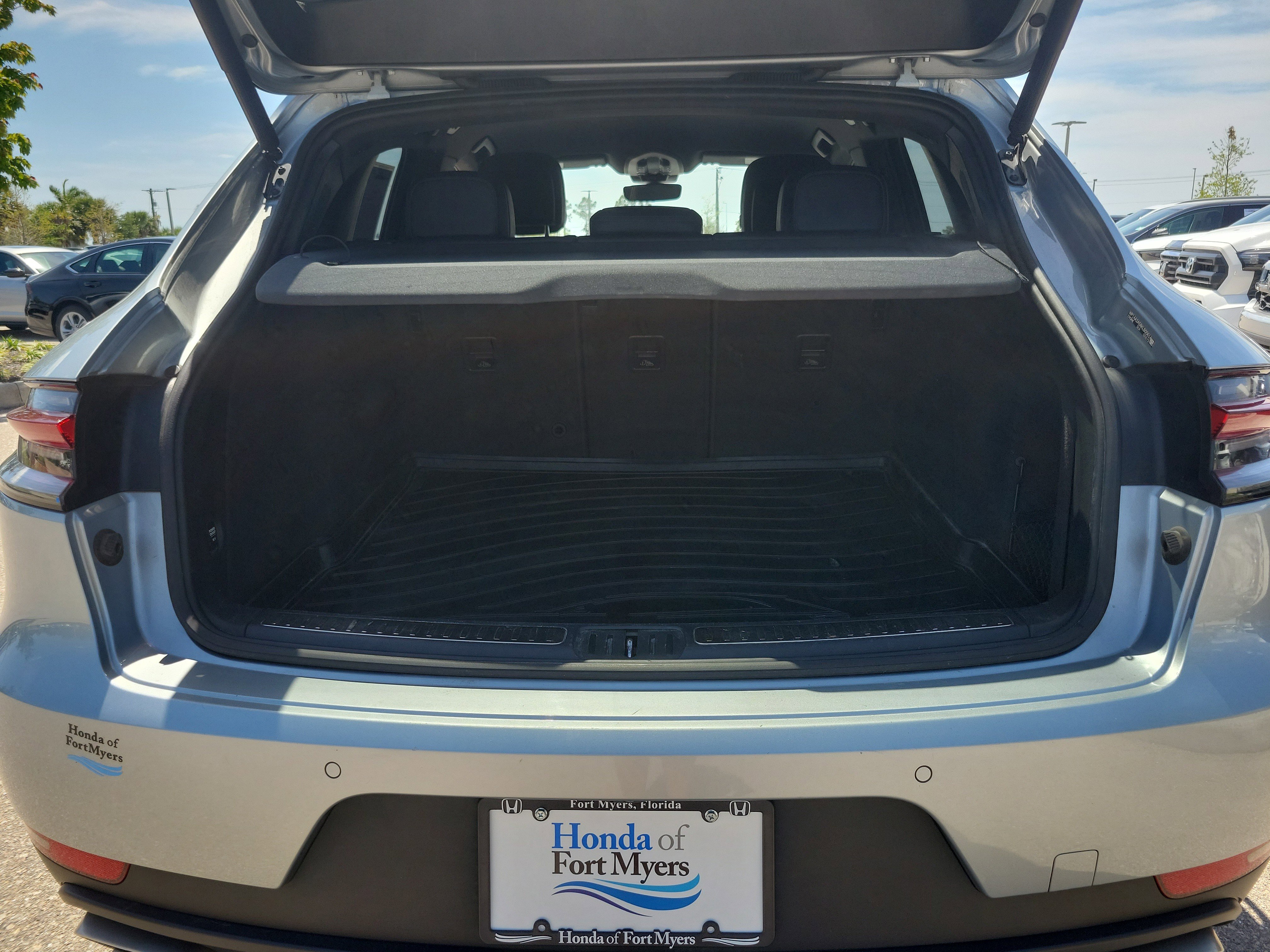 Used 2019 Porsche Macan AWD/4WD image 11