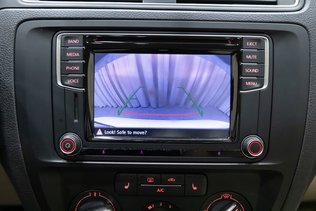 Used 2016 Volkswagen Jetta SE image 20