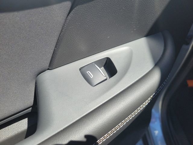 Used 2025 Buick Envision Sport Touring image 17