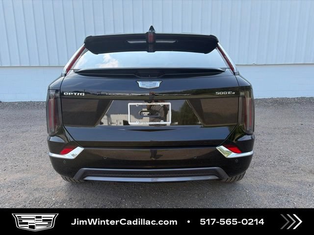 Certified 2025 Cadillac Optiq Luxury 2 w/ LPO, Floor Liner Package AWD/4WD image 9