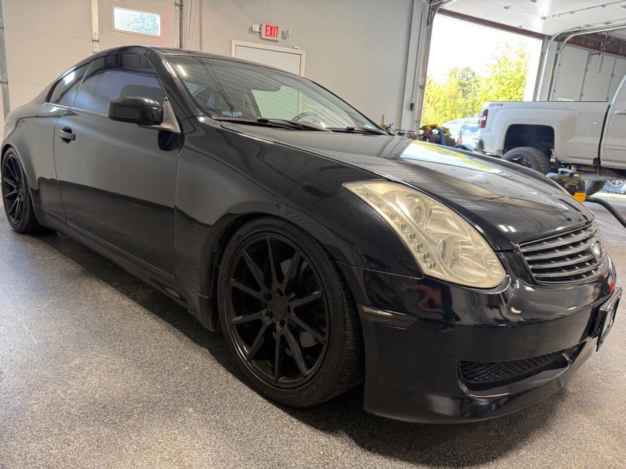 Used 2007 INFINITI G35 Base 2dr Coupe (3.5L V6 6M) w/ Premium Pkg image 3