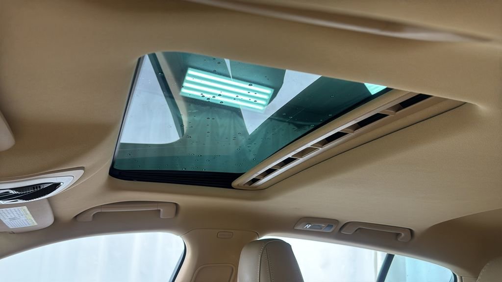 Used 2011 Porsche Panamera 4 image 34