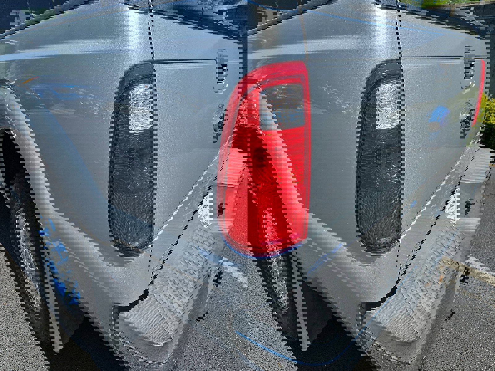 Used 2015 Ford F250 Lariat w/ Chrome Package image 30