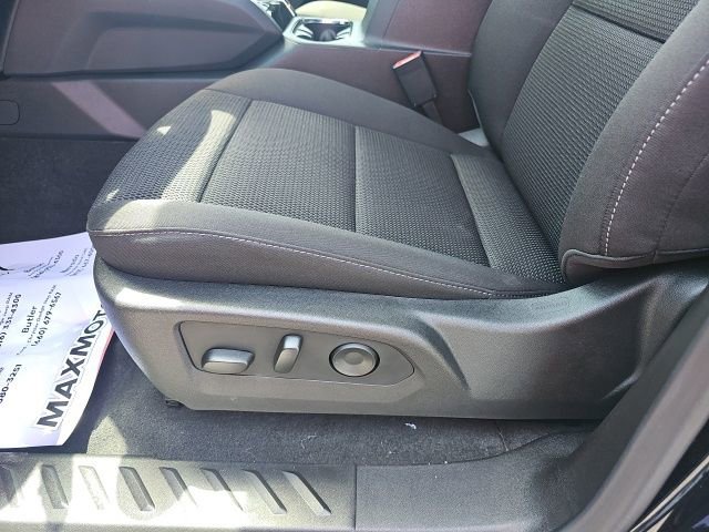 New 2025 GMC Canyon Elevation w/ Convenience Package image 18