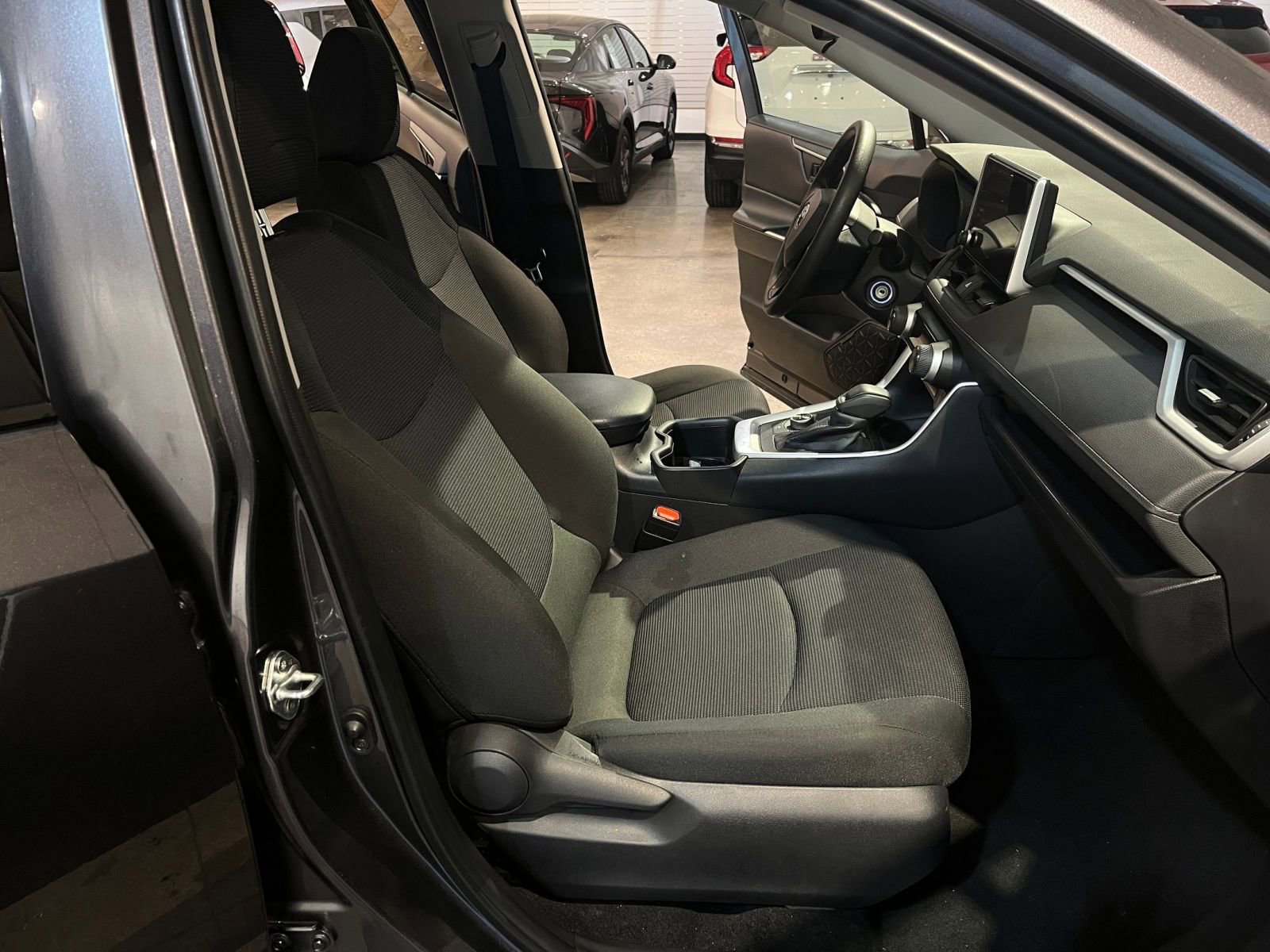 Used 2025 Toyota RAV4 LE image 36