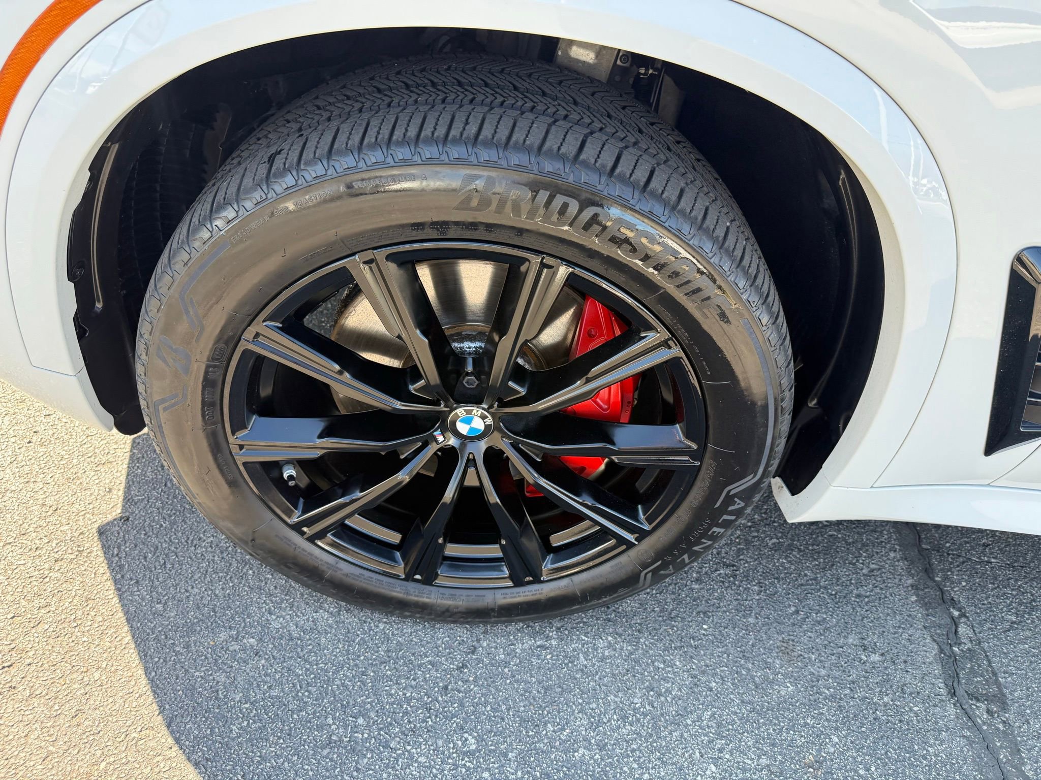 Used 2024 BMW X5 xDrive40i w/ Executive Package image 15