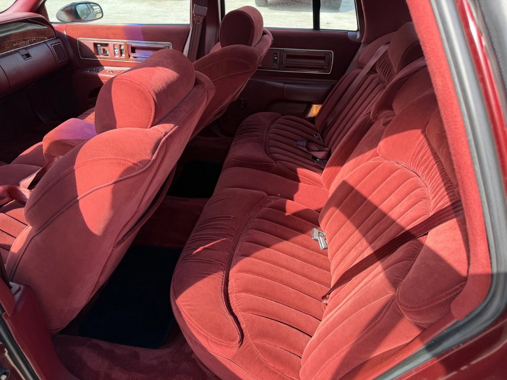 Used 1992 Buick Roadmaster Sedan image 15