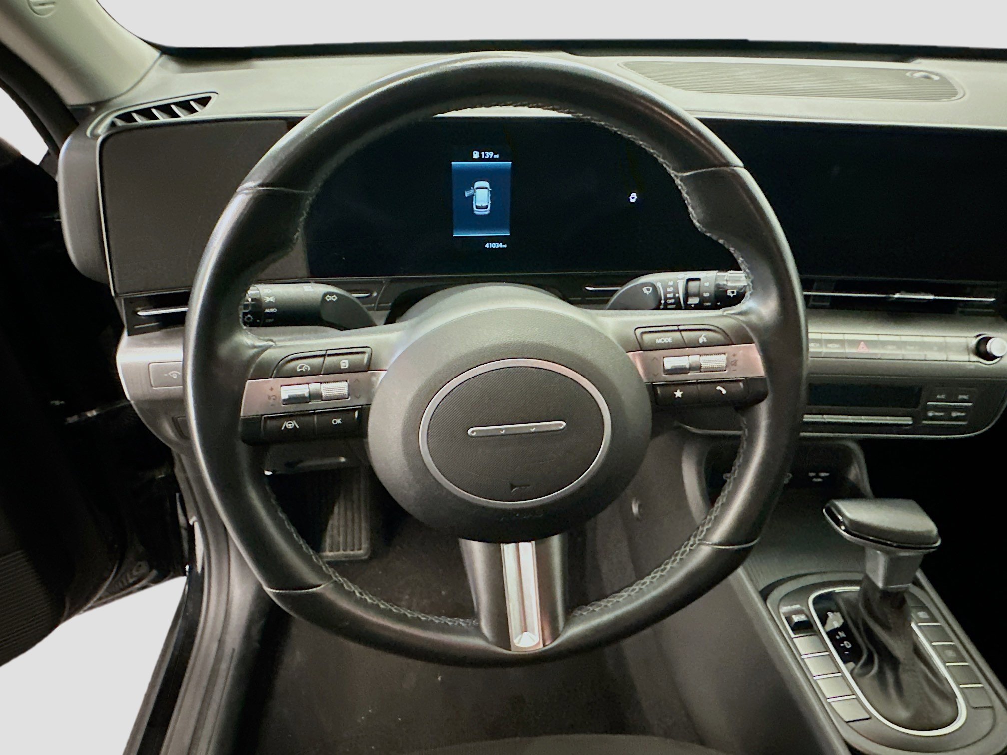 Used 2025 Hyundai Kona SEL image 18