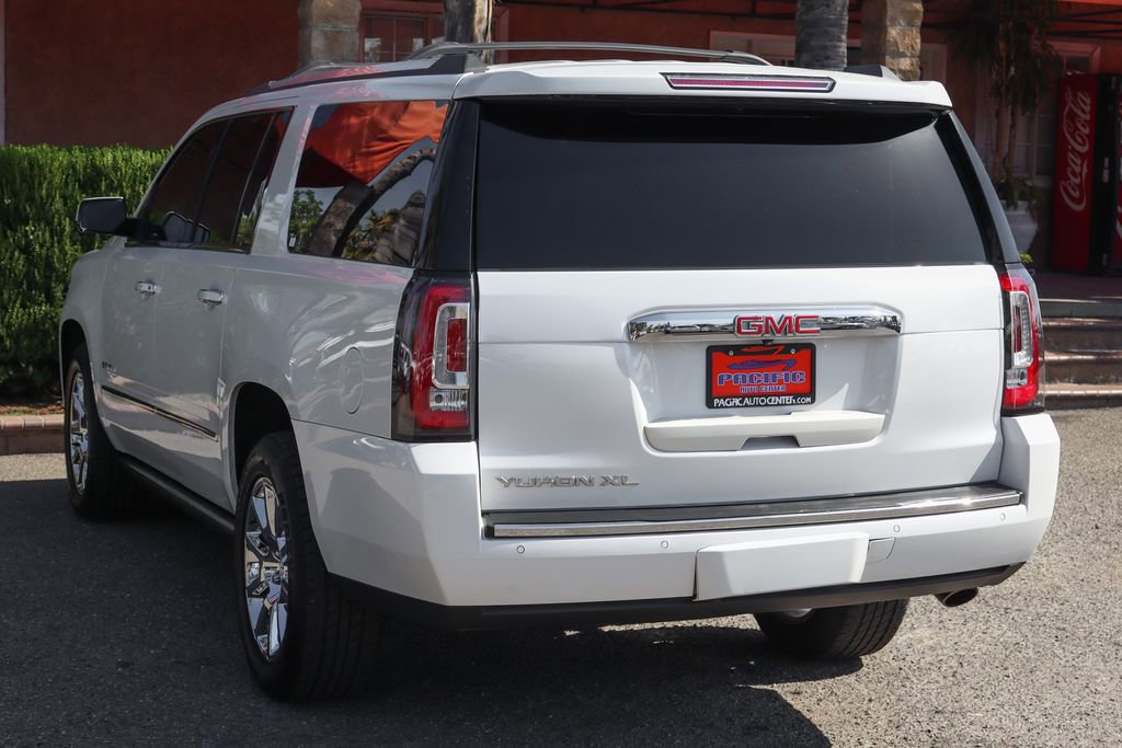 Used 2019 GMC Yukon XL Denali w/ Open Road Package AWD/4WD image 6