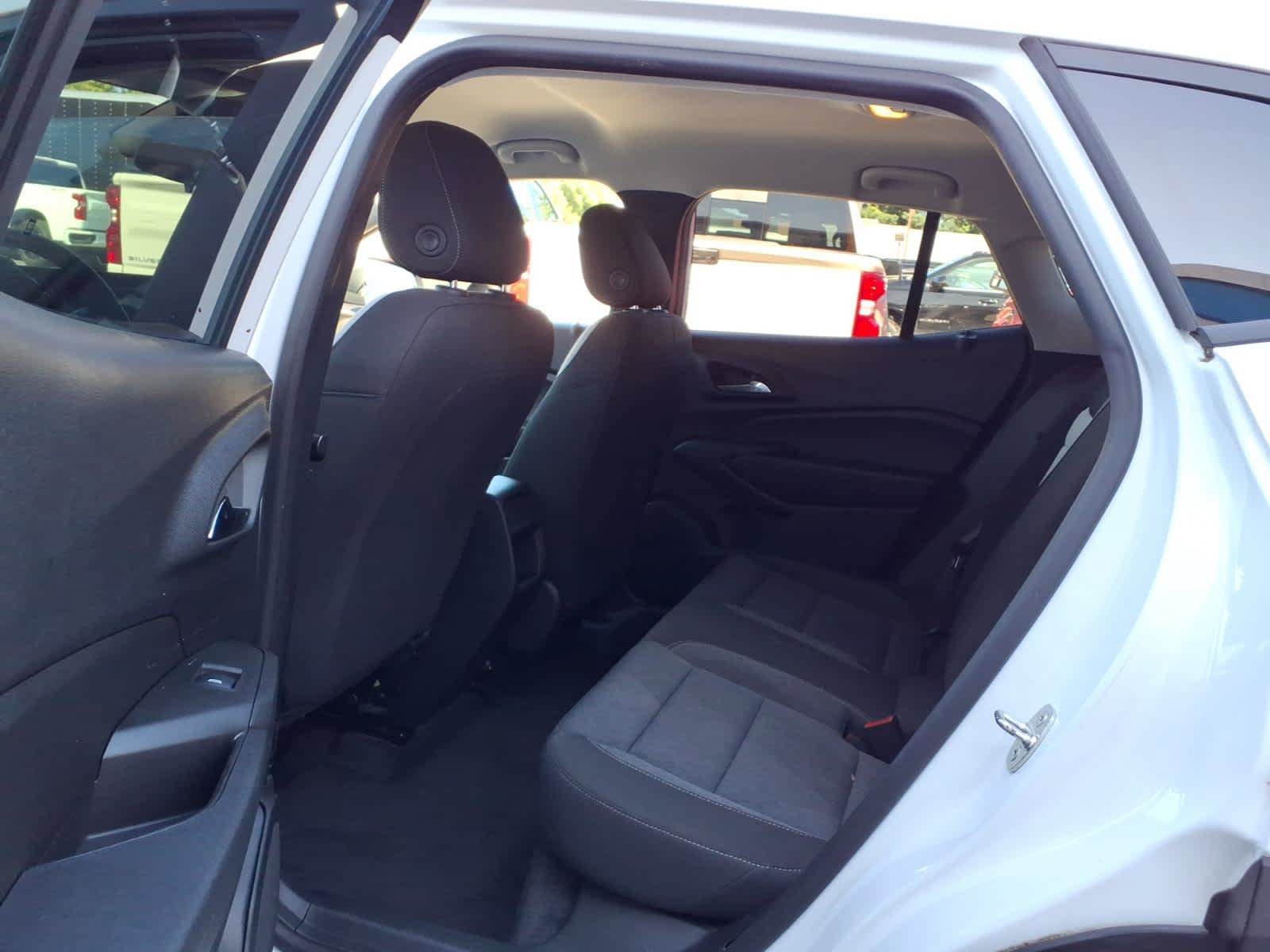 Used 2024 Chevrolet Trax LS FWD image 17