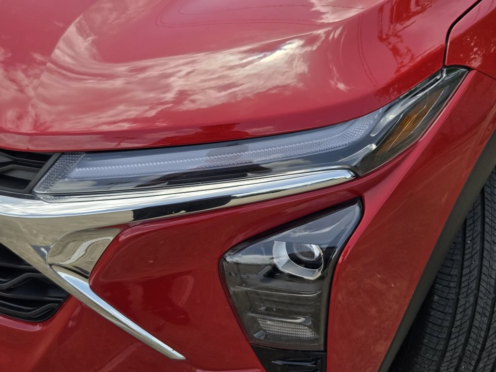 New 2026 Chevrolet Trax LT w/ Driver Confidence Package FWD image 11