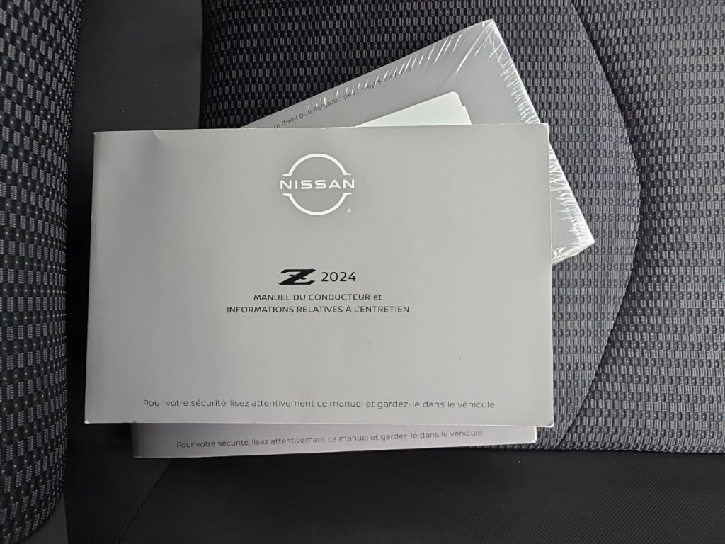 Used 2024 Nissan Z Sport image 37