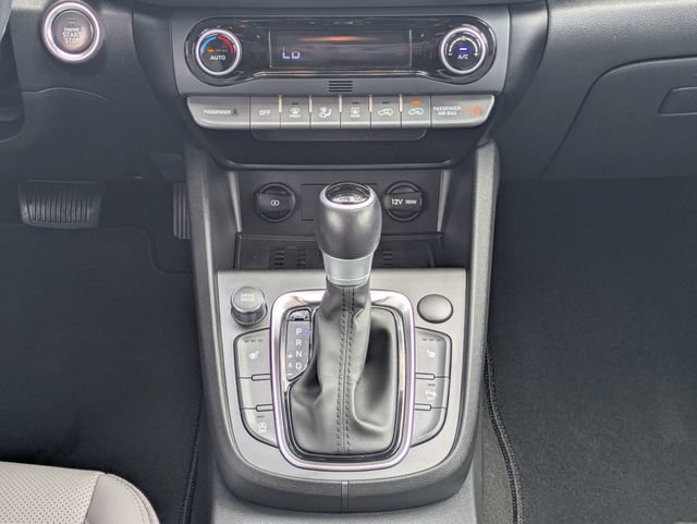 Used 2023 Hyundai Kona Limited FWD image 22