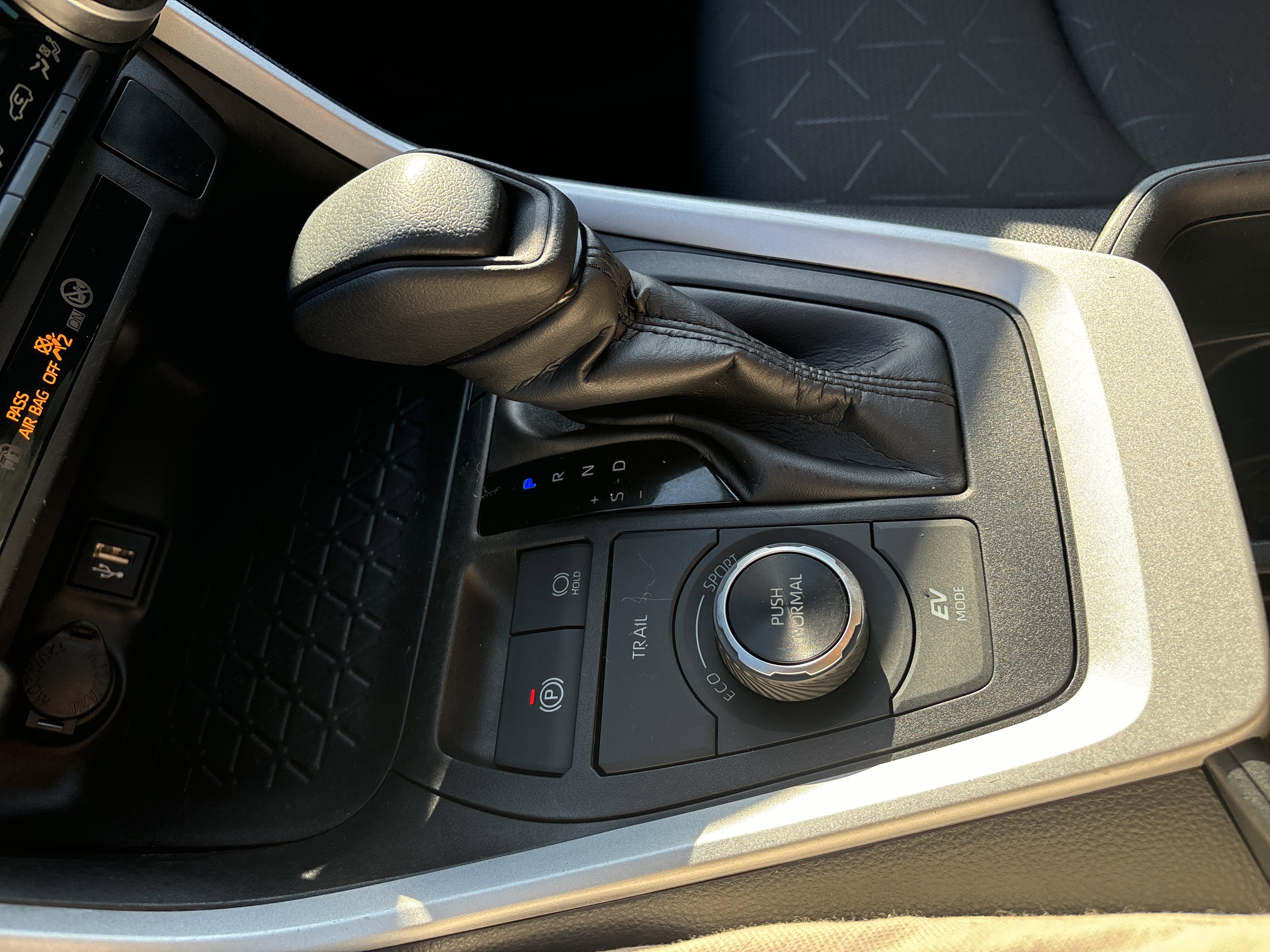 Certified 2024 Toyota RAV4 XLE image 19