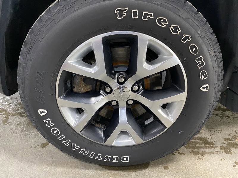 Used 2014 Jeep Cherokee Trailhawk w/ Comfort/Convenience Group image 10