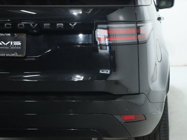 Used 2025 Land Rover Discovery Dynamic SE AWD/4WD image 46
