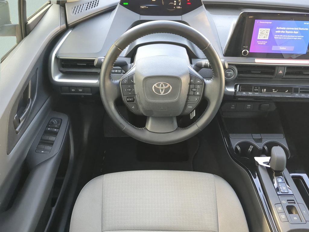 Used 2025 Toyota Prius LE FWD image 14