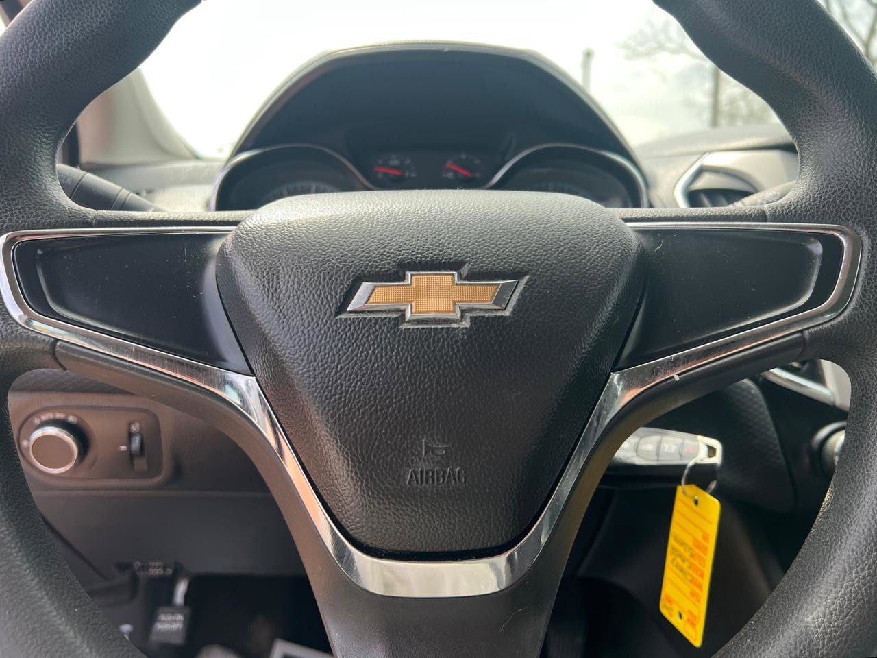 Used 2017 Chevrolet Cruze LS FWD image 20