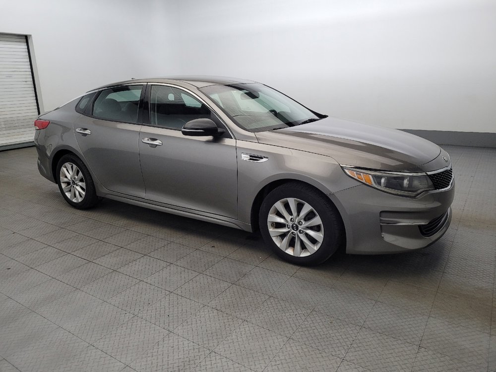 Used 2016 Kia Optima EX image 11