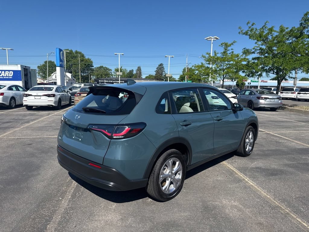 Certified 2024 Honda HR-V LX image 5