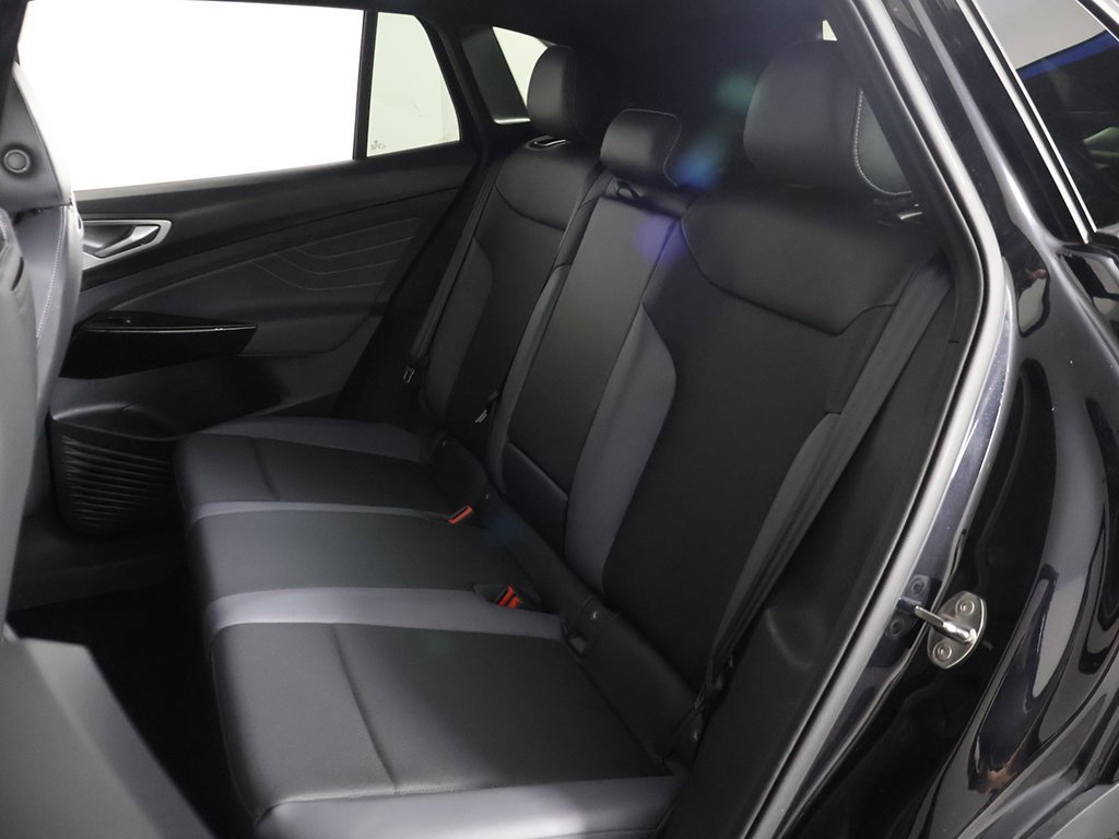 Used 2024 Volkswagen ID.4 Pro S image 33