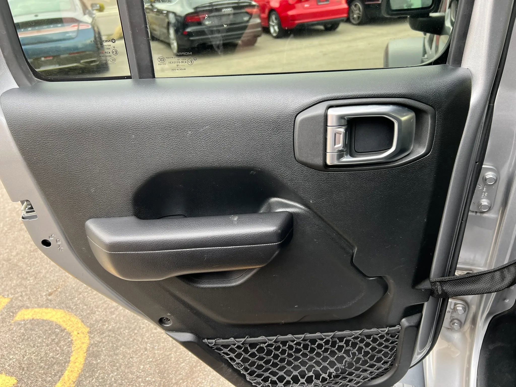 Used 2018 Jeep Wrangler Unlimited Sport S image 29