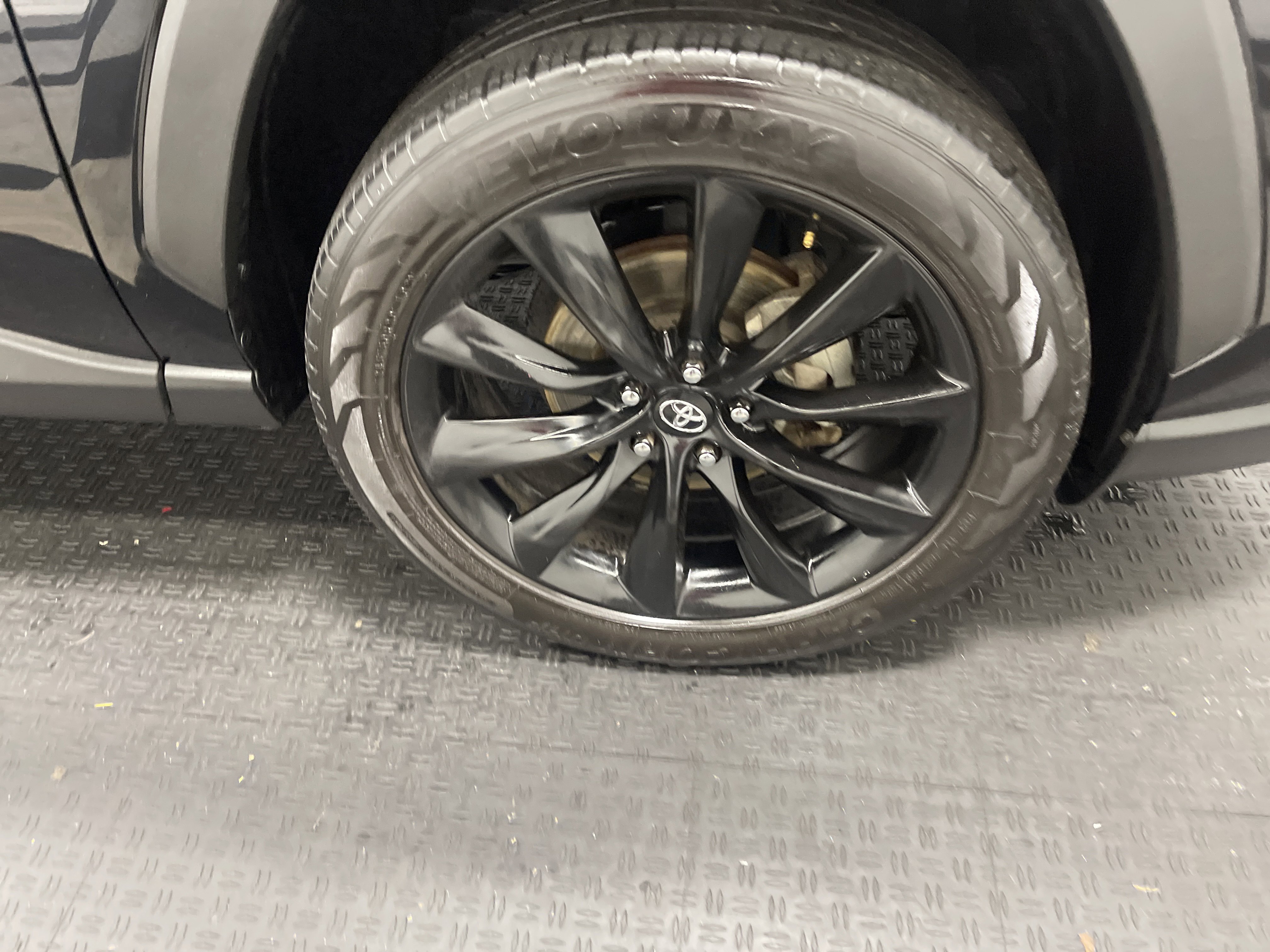 Used 2021 Toyota RAV4 XLE image 28