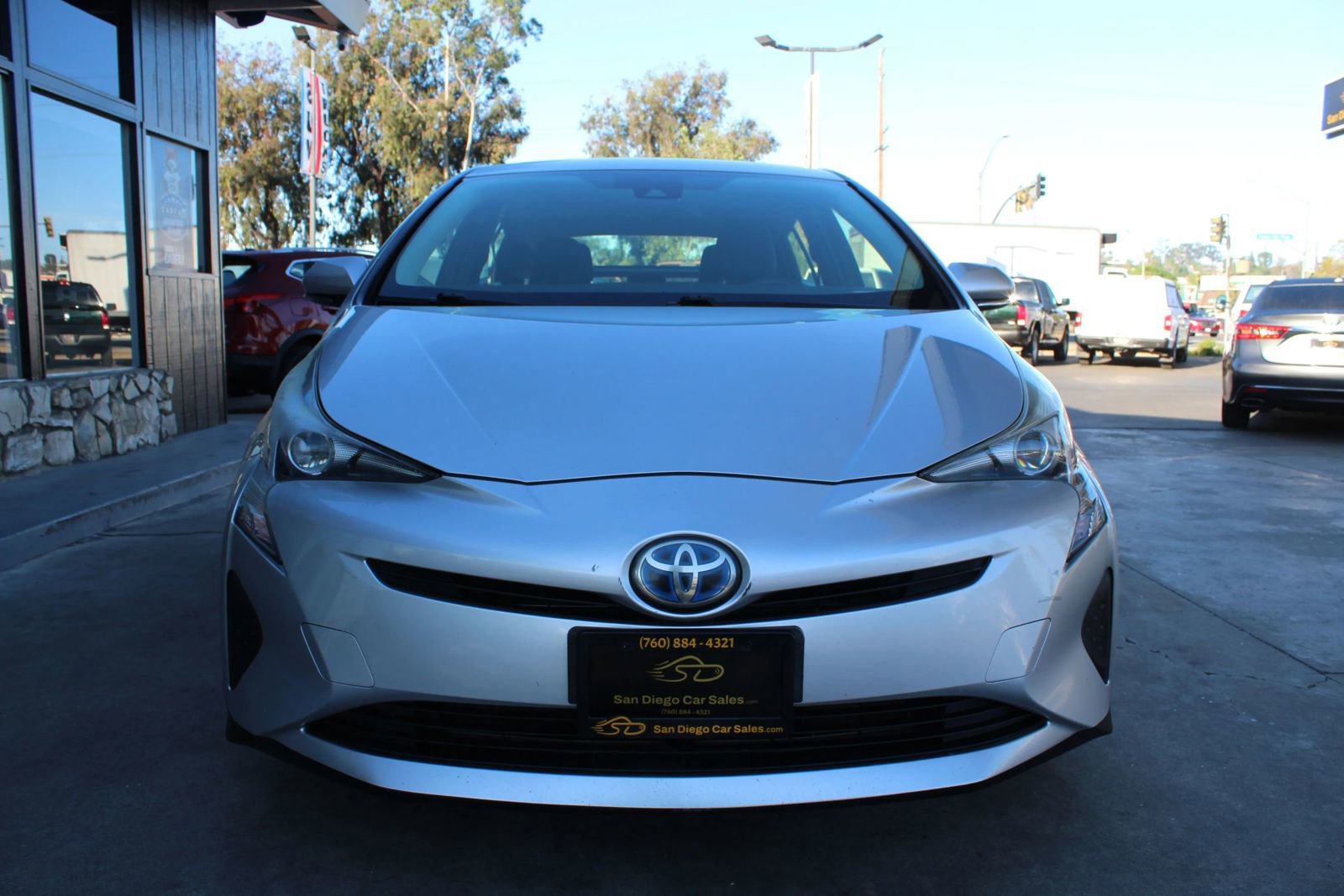 Used 2017 Toyota Prius Four FWD image 8