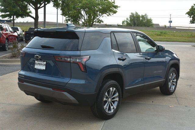 New 2027 Chevrolet Equinox LT w/ Convenience Package II FWD image 5