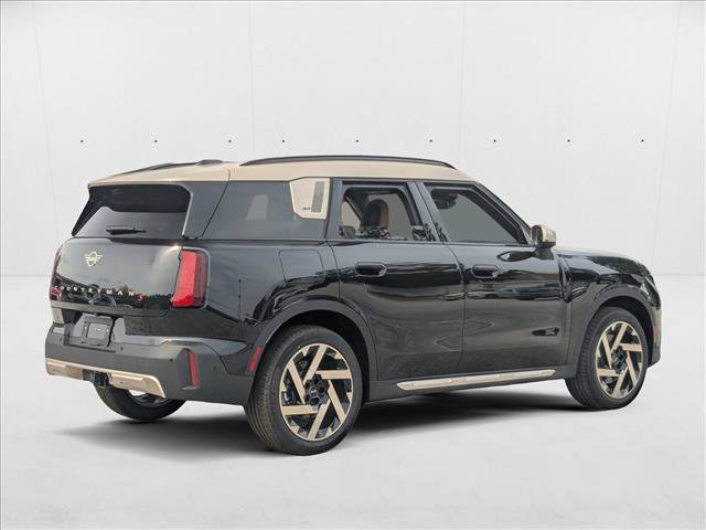 New 2026 MINI Cooper Countryman S image 2