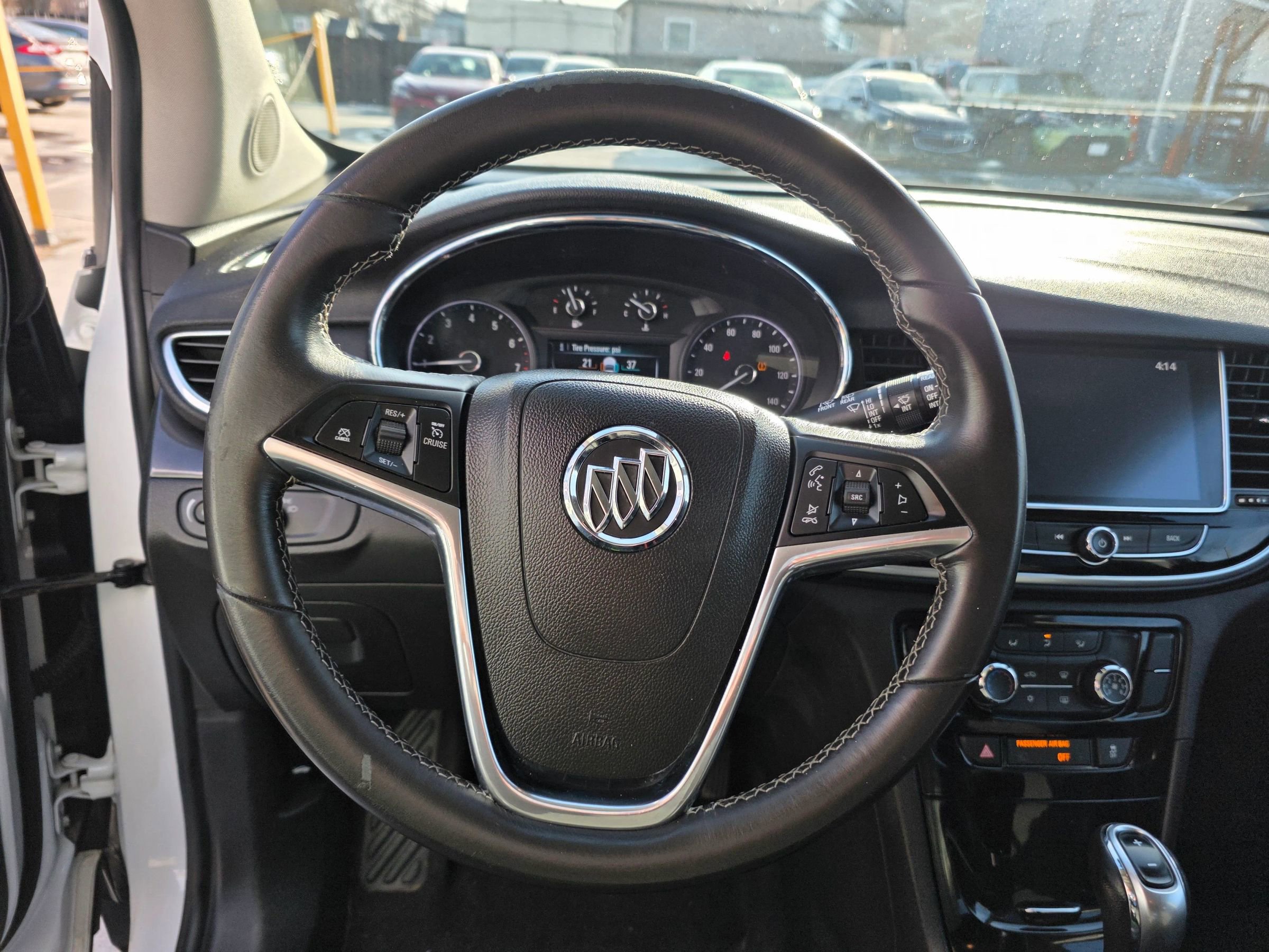 Used 2018 Buick Encore Preferred image 24
