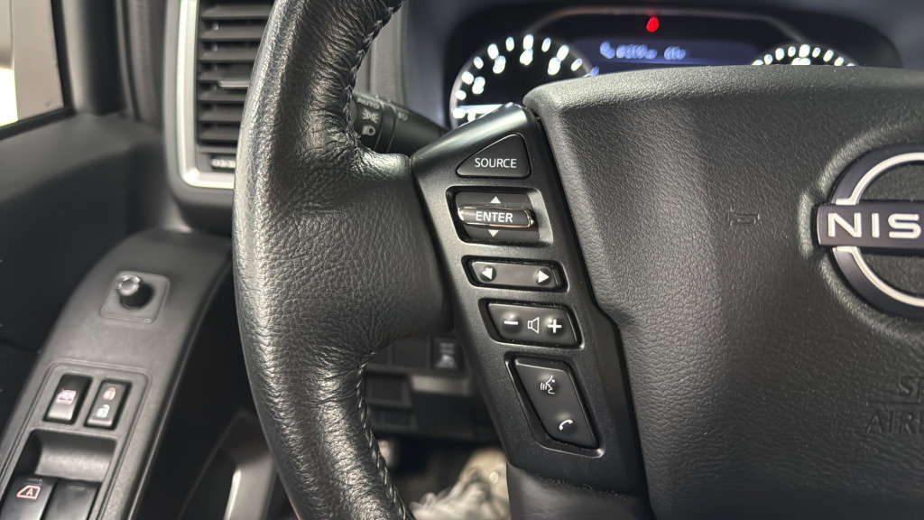 Used 2023 Nissan Frontier SV w/ SV Convenience Package image 33