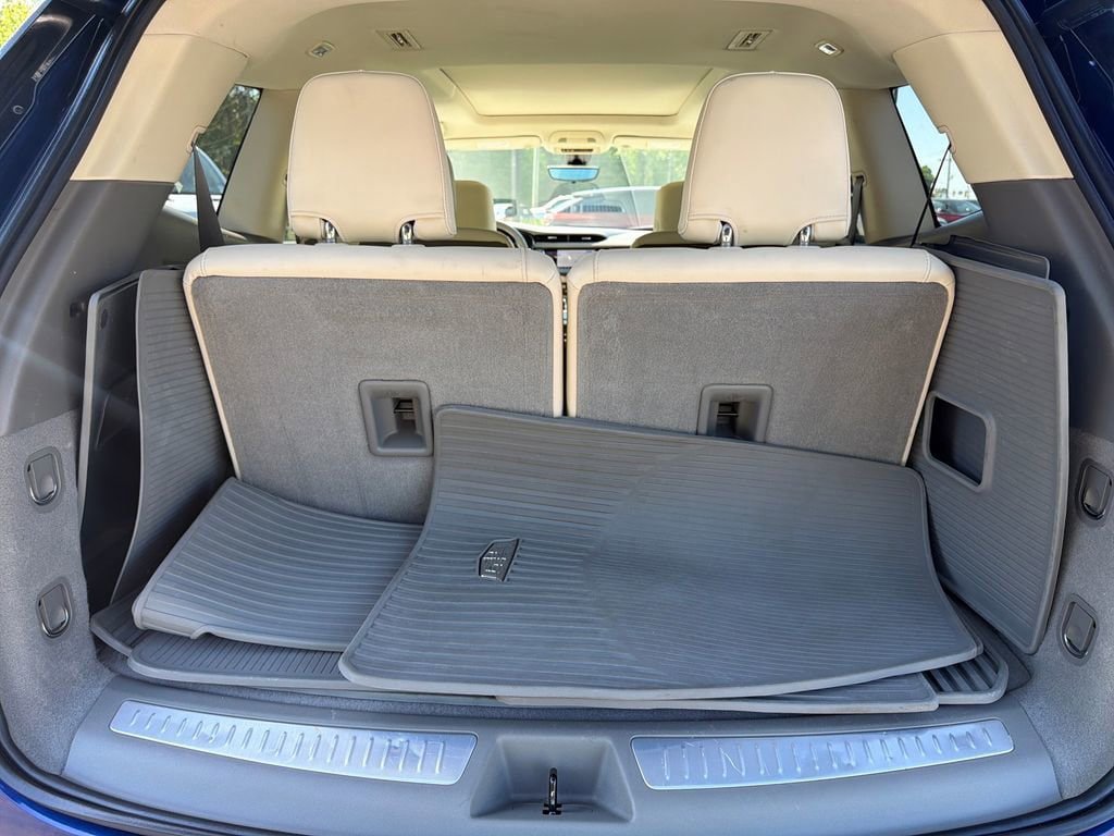 Certified 2024 Cadillac XT6 Premium Luxury w/ Technology Package AWD/4WD image 13
