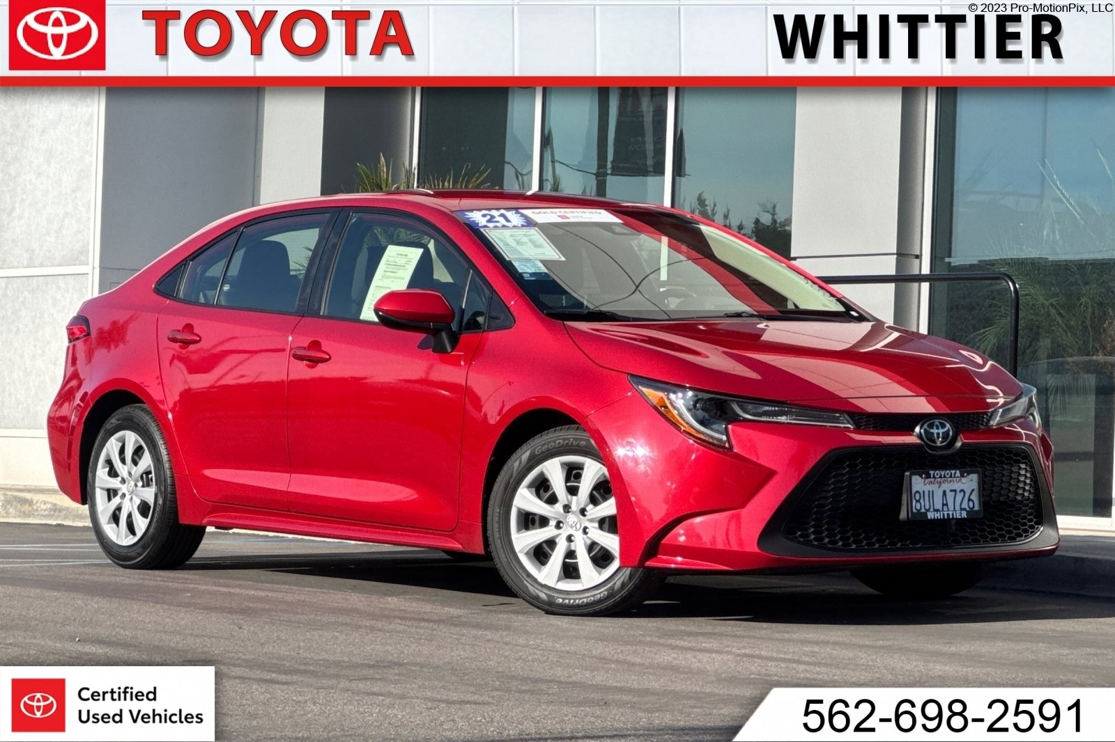 Certified 2021 Toyota Corolla LE image 1