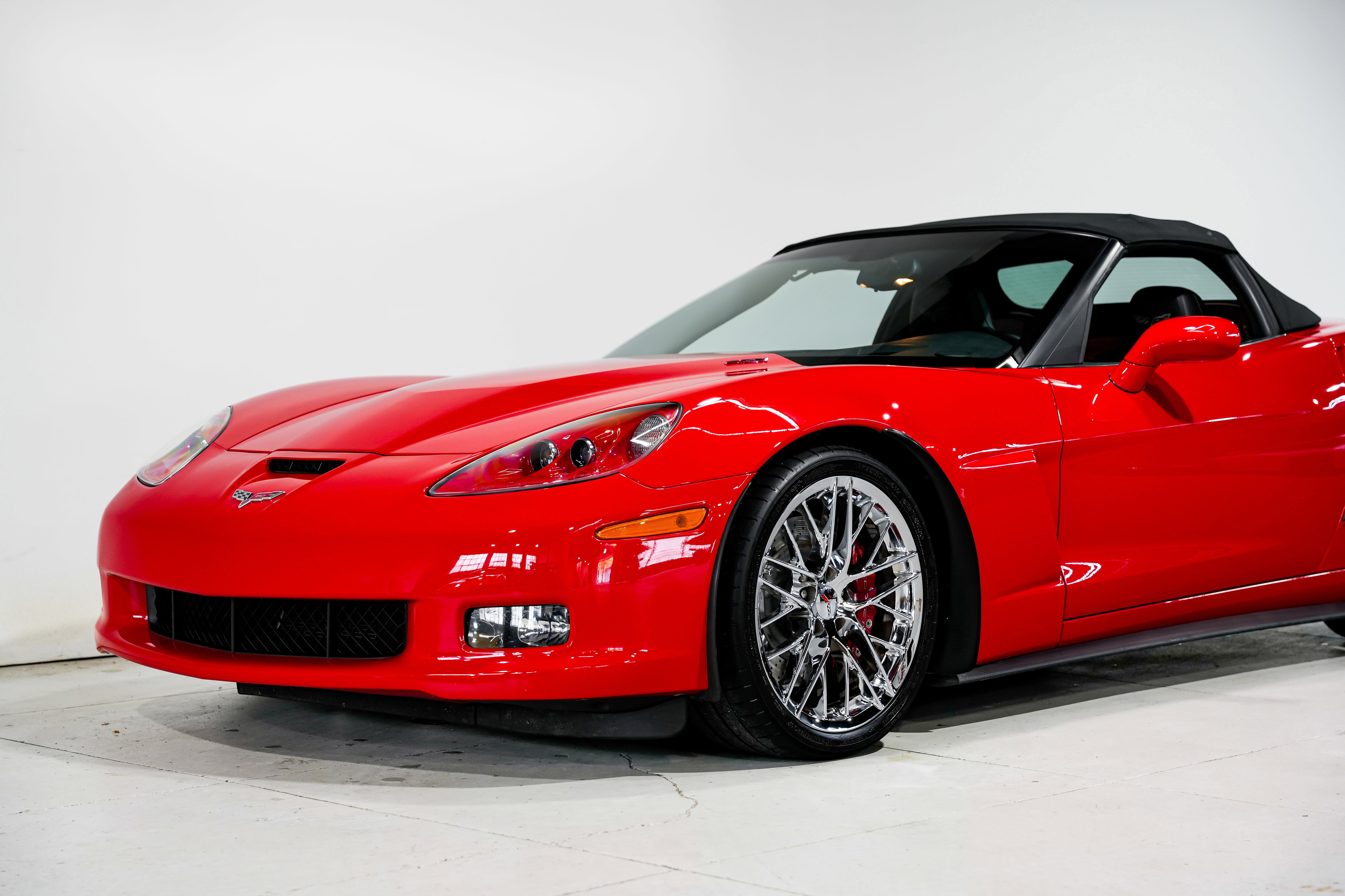 Used 2013 Chevrolet Corvette 427 w/ 1SC Preferred Equipment Group RWD image 27