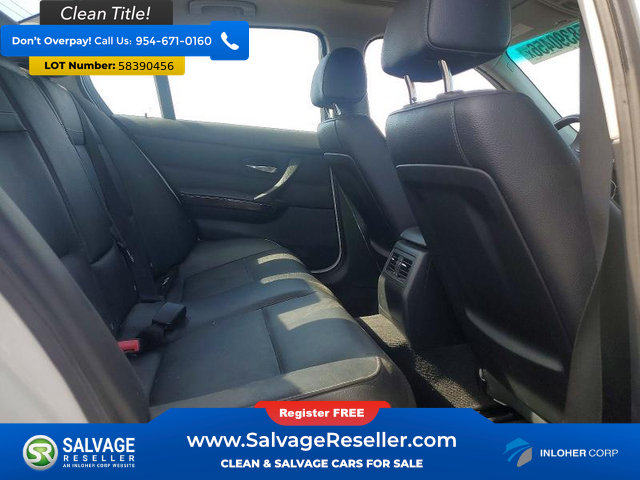 Used 2011 BMW 328i xDrive Sedan AWD/4WD image 13